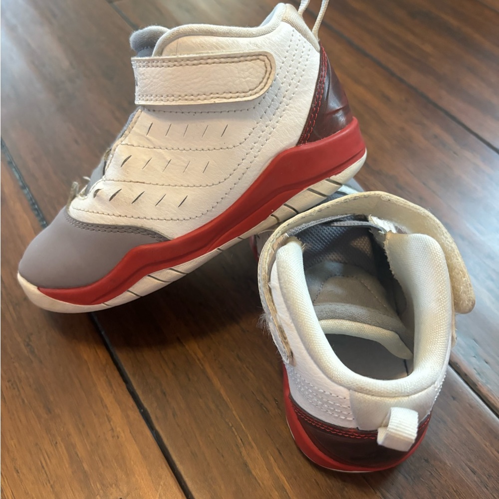 Nike Air Jordan Velocity GRAY WHITE RED Toddler Sz 9 sneaker shoes basketball - Picture 5 of 11